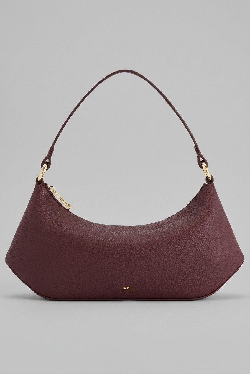 19 Designer Bags That Steal the Spotlight (Without the Designer Price Tag) 14